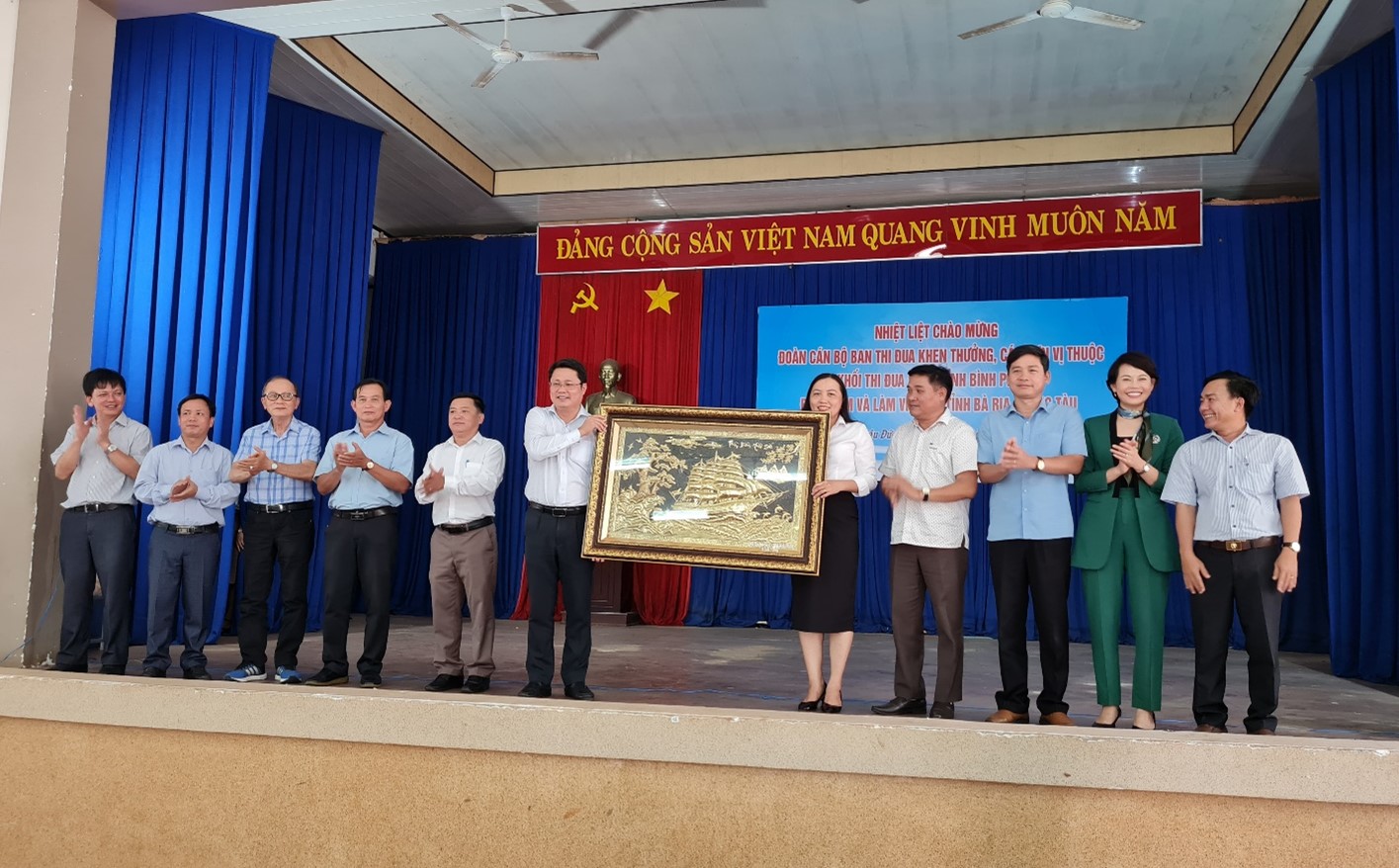 Hội nghị học tập, trao đổi kinh nghiệm về công tác thi đua, khen thưởng với Khối thi đua số 10 tỉnh Bình Phước